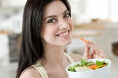 为家庭辛勤付出，却毫无怨言的星座女