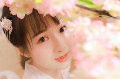 12星座女谁容易招烂桃花？