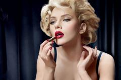 中了物质的毒，用口红衡量爱情的星座女