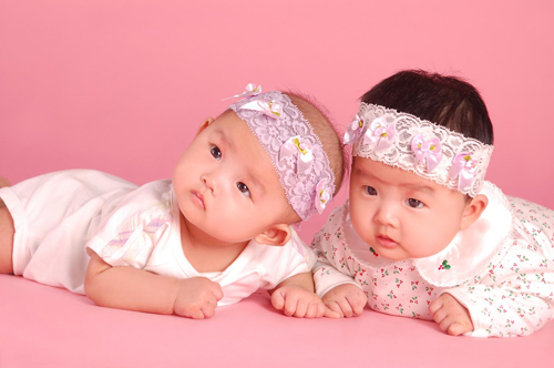 双胞胎宝宝利用生辰八字起名技巧